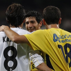 I�igo L�pez se abraza a Kak�