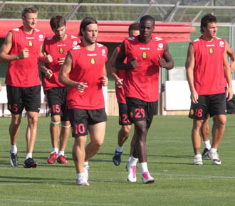 La primera plantilla del Mallorca se ejercita en esta pretemporada.