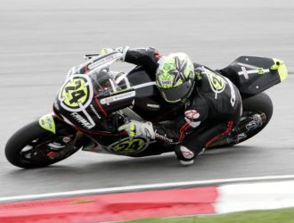 El�as rueda en Sepang.