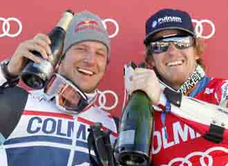 Ligety celebra con Svinal la victoria.