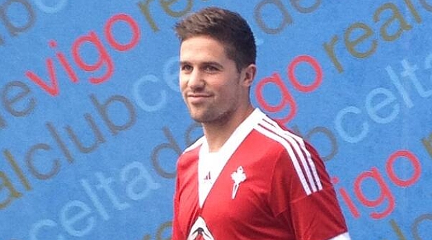 Andreu Font�s, primer fichaje del Celta