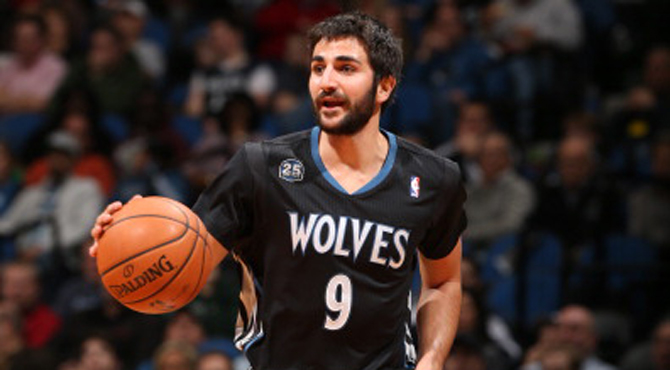 Ricky suma 17 puntos y 11 asistencias y le pone mangas al 'Rickycesto'