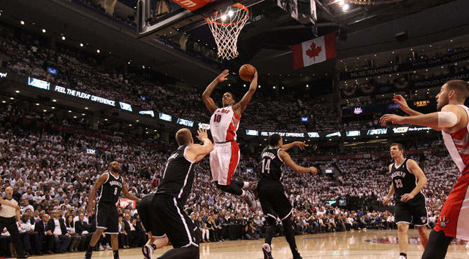 Toronto bloquea a los Nets y empata la serie