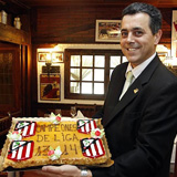 Cena de celebraci�n en el Asador