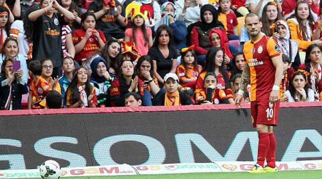 El Galatasaray acaba segundo y
disputar� la Liga de Campeones