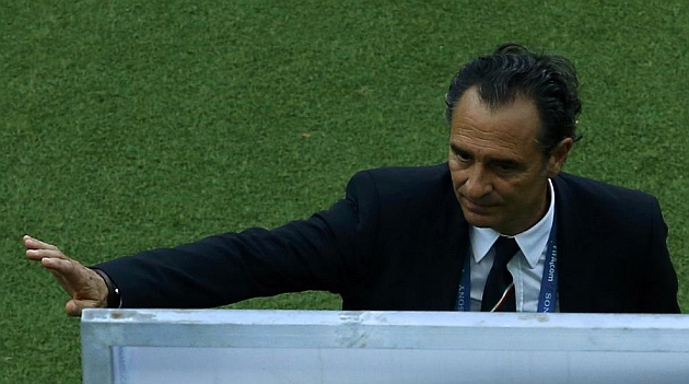 Prandelli: "Lo siento much�simo por los ingleses, pero m�s por Italia"
