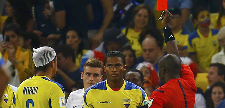 Antonio Valencia, expulsado
