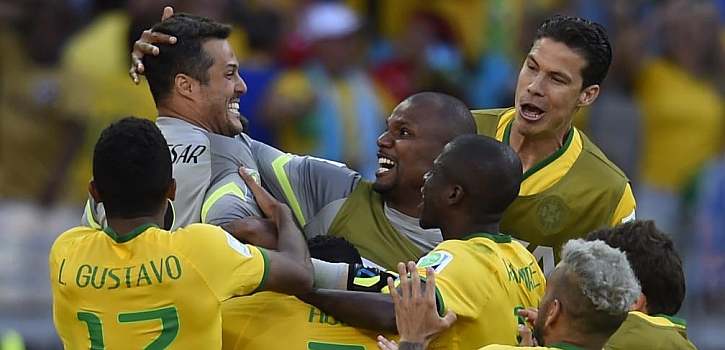 Brasil toca madera