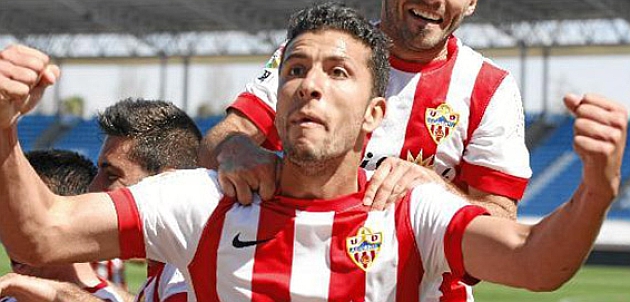 Borja L�zaro, celebra un gol en su etapa con el Almer�a B./www.deportivolegan�s.com