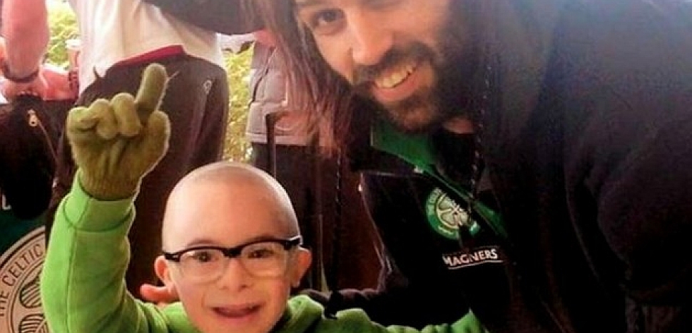 La emotiva celebraci�n del 'socio' de Samaras