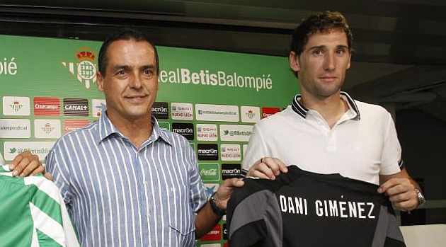 Dani Gim�nez: La competencia en la porter�a ser� buena para ayudar al equipo