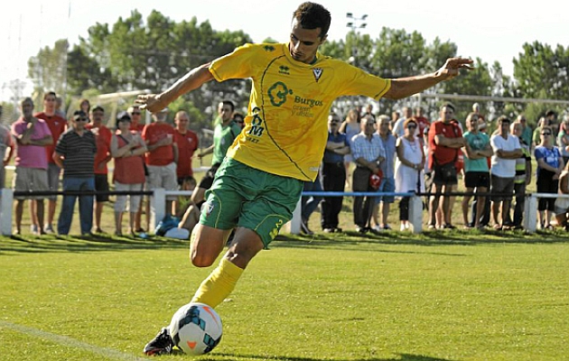 El jugador durante un partido con el Mirand�s