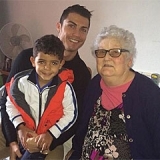 Cristiano lamenta la muerte de su abuela