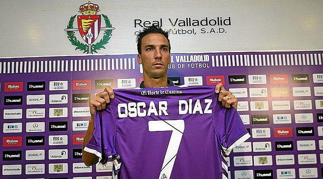 �scar D�az ya luce como nuevo jugador blanquivioleta / Foto Real Valladolid