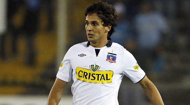 Lucas Dom�nguez, en un partido con Colo Colo / Foto LaNacion