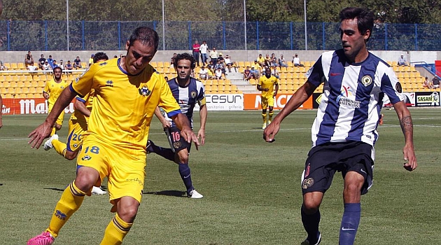 Escassi, con el H�rcules, ya sabe lo que es jugar en Santo Domingo... de visitante / Marca