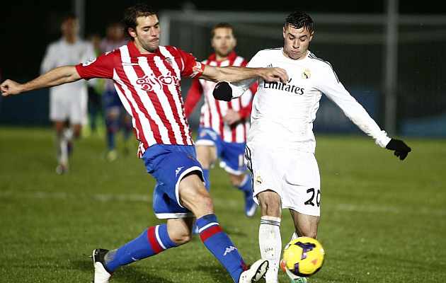 Jaime Romero en un partido del Castilla contra el Sporting. / Jos� A. Garc�a
