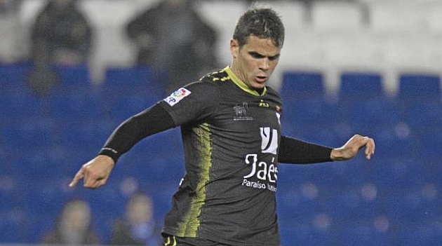 El central Hugo �lvarez deja el Murcia y ficha por el Tenerife