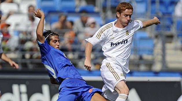 Provencio, con el Getafe B, en un partido ante el Castilla. / DIEGO G. SOUTO