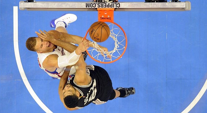 Griffin y Paul machacan a los Spurs... pero les acercan al t�tulo