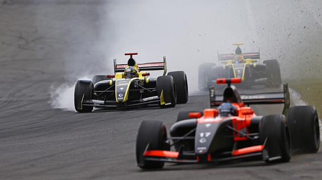 Vaxiviere gana en B�lgica, Merhi abandon�