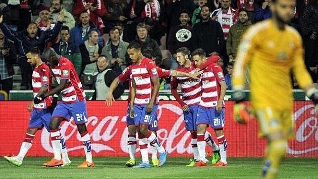 El Granada no pasa del empate ante La Hoya Lorca