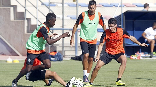 El Getafe durante una sesi�n de entrenamiento en la ciudad deportiva del Getafe.