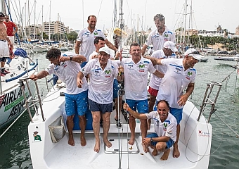 Ocho campeones en la bah�a de Palma