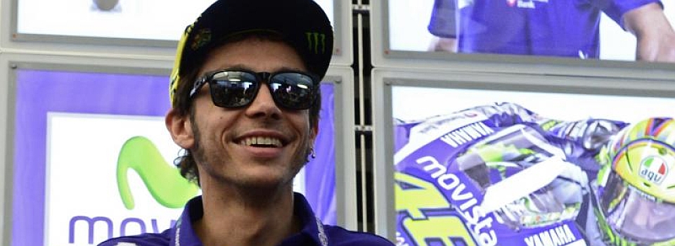 Rossi se r�e de Honda