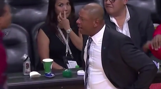 Griffin sufre la expulsi�n m�s mocosa de la NBA