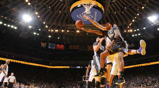�Quien detiene a estos Warriors?: 18 victorias consecutivas en otro recital