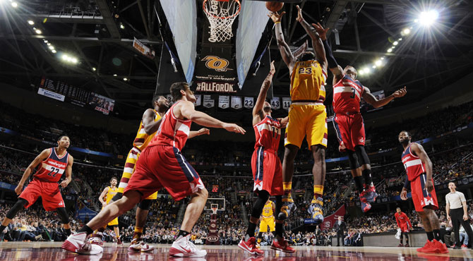 Sublevaci�n capitalina en la corte real de LeBron
